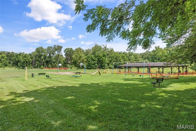 2361 Wesbriar Court, Maryland Heights, MO 63043