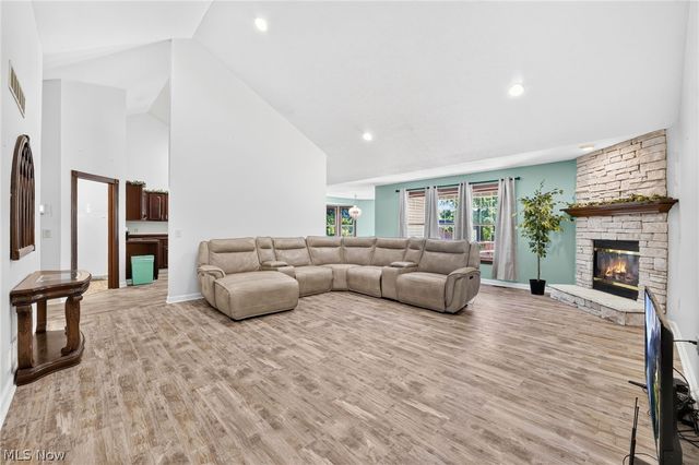 3948 Johnson Road, Norton, OH 44203