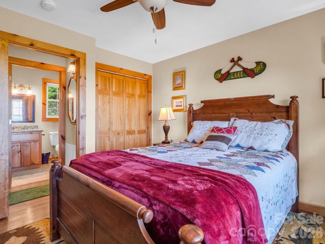 603 Pace Mountain Road, Saluda, NC 28773