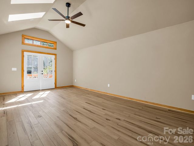 603 Pace Mountain Road, Saluda, NC 28773