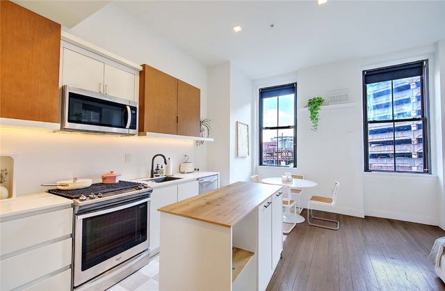 32 Custom House Street 201, Providence, RI 02903