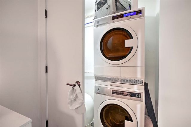 32 Custom House Street 201, Providence, RI 02903