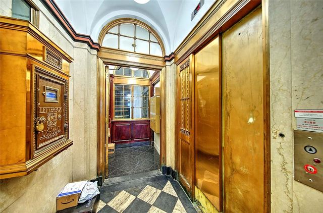 32 Custom House Street 201, Providence, RI 02903