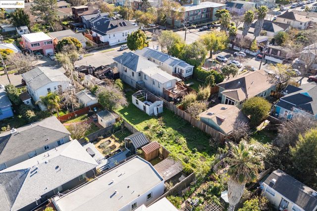 3032 Mabel St, Berkeley, CA 94702