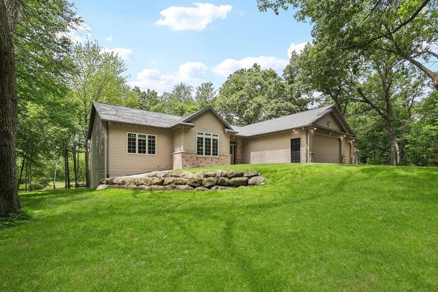 E10085 W Buck Bay, Reedsburg, WI 53959