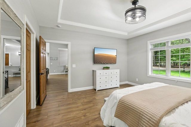 E10085 W Buck Bay, Reedsburg, WI 53959