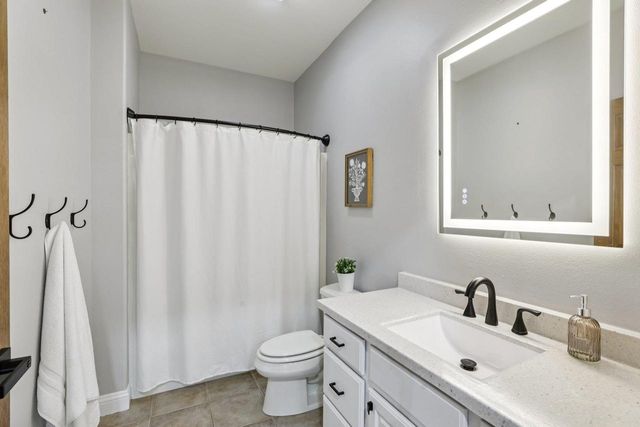 E10085 W Buck Bay, Reedsburg, WI 53959