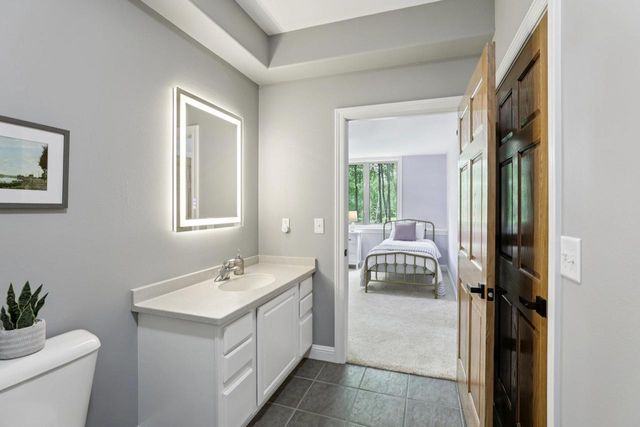 E10085 W Buck Bay, Reedsburg, WI 53959