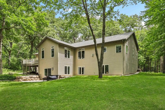 E10085 W Buck Bay, Reedsburg, WI 53959