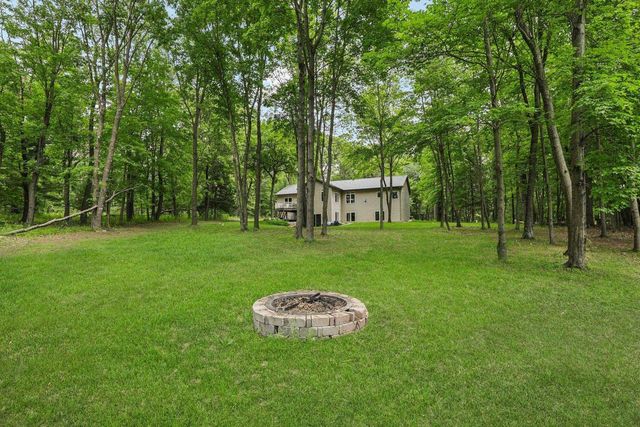 E10085 W Buck Bay, Reedsburg, WI 53959
