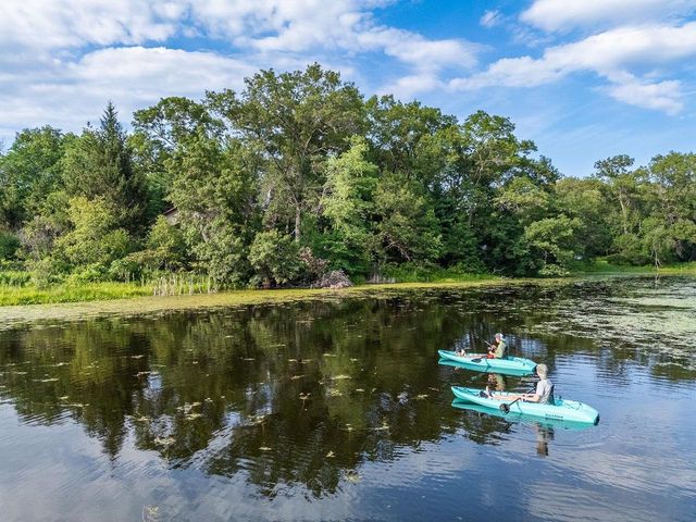 E10085 W Buck Bay, Reedsburg, WI 53959