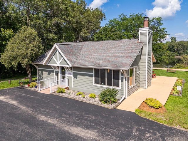 E10085 W Buck Bay, Reedsburg, WI 53959
