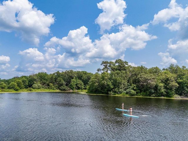 E10085 W Buck Bay, Reedsburg, WI 53959