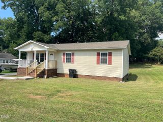 922 Dixie Street, Burlington, NC 27217