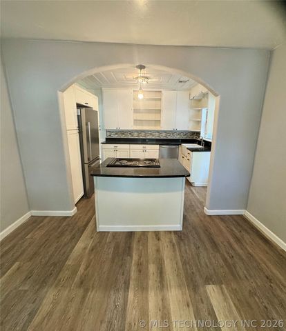 1211 S 9th Street, Mcalester, OK 74501