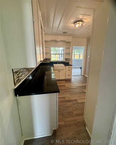 1211 S 9th Street, Mcalester, OK 74501