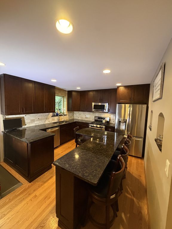 565 Maywood Lane, Lisle, IL 60532 — photo 3