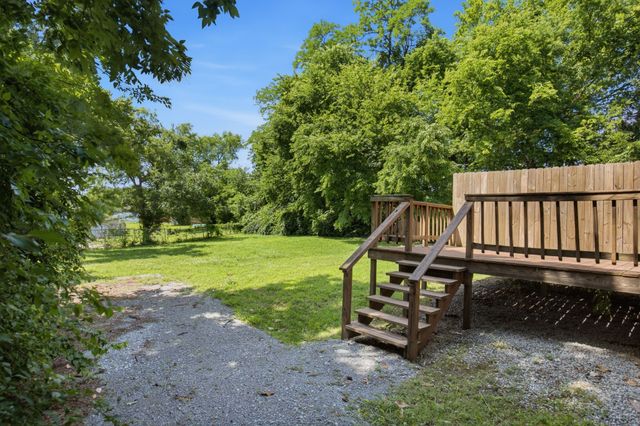 379 Wales Drive Unit A&B, Nashville, TN 37211