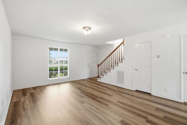 379 Wales Drive Unit A&B, Nashville, TN 37211