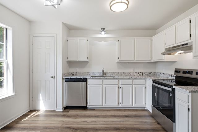 379 Wales Drive Unit A&B, Nashville, TN 37211