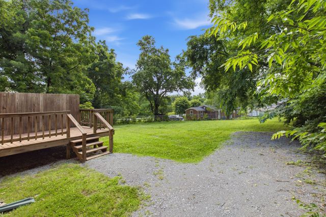 379 Wales Drive Unit A&B, Nashville, TN 37211