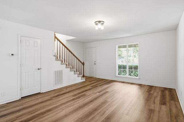 379 Wales Drive Unit A&B, Nashville, TN 37211