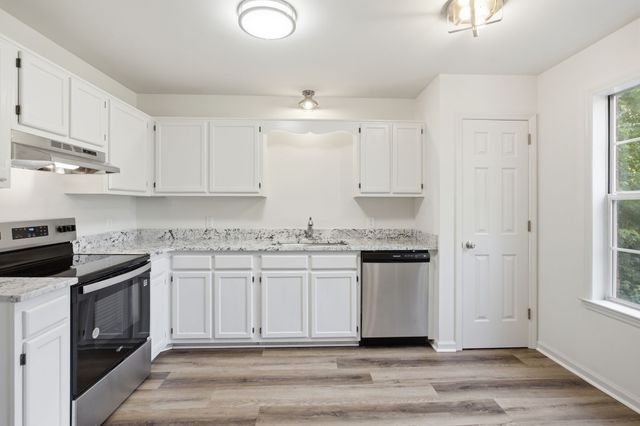 379 Wales Drive Unit A&B, Nashville, TN 37211