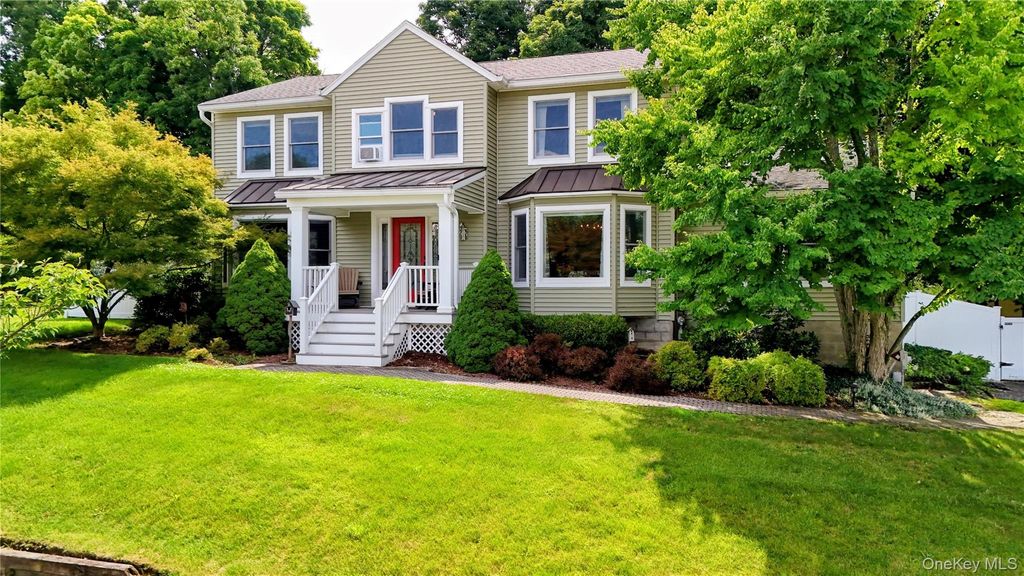 38 Kenilworth Lane, Warwick, NY 10990