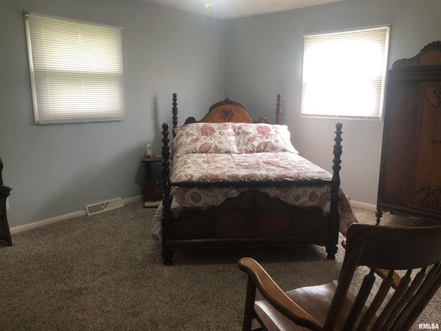 5306 S 2ND Street, Springfield, IL 62703