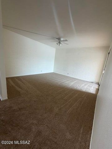 1776 S Palo Verde Ave Apt N212, Tucson, AZ 85713
