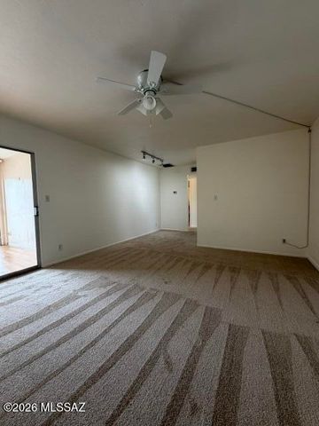1776 S Palo Verde Ave Apt N212, Tucson, AZ 85713