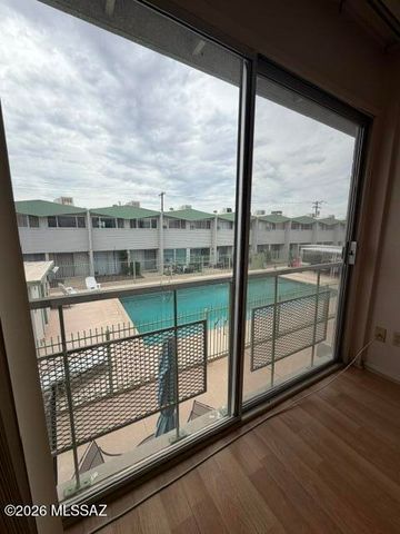 1776 S Palo Verde Ave Apt N212, Tucson, AZ 85713