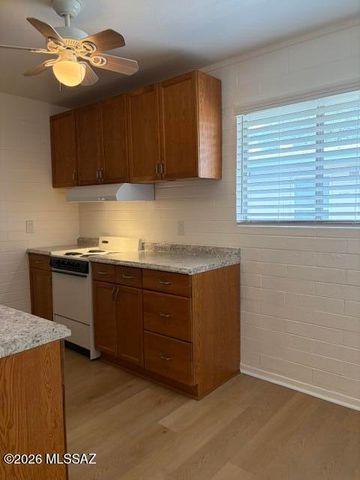 1776 S Palo Verde Ave Apt N212, Tucson, AZ 85713