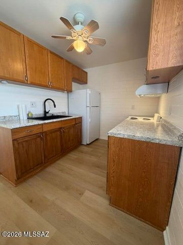1776 S Palo Verde Ave Apt N212, Tucson, AZ 85713