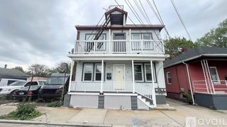 42 De Soto Street 1, Providence, RI 02909
