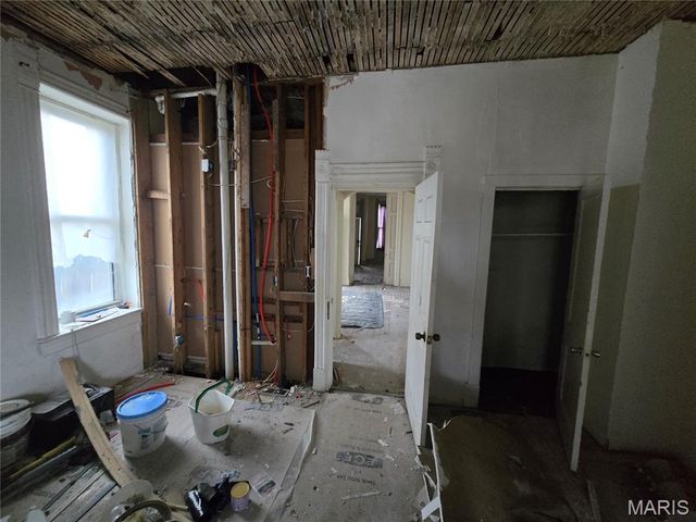 3510 N 21st Street, St Louis, MO 63107