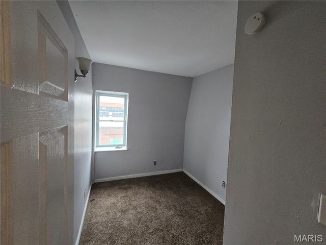 3510 N 21st Street, St Louis, MO 63107