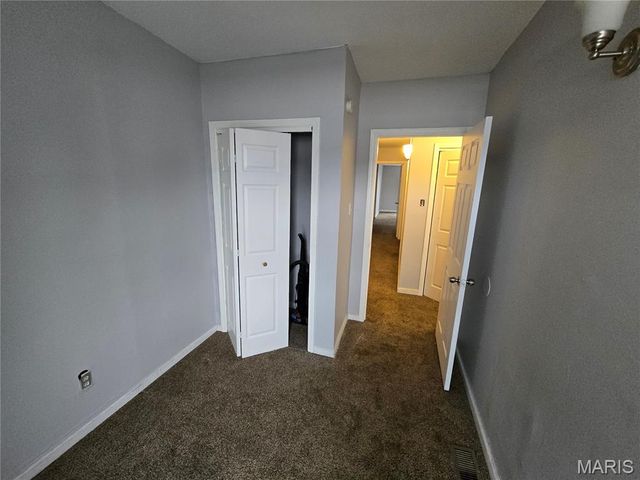 3510 N 21st Street, St Louis, MO 63107