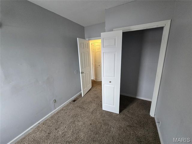 3510 N 21st Street, St Louis, MO 63107