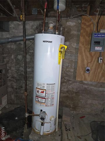 3510 N 21st Street, St Louis, MO 63107