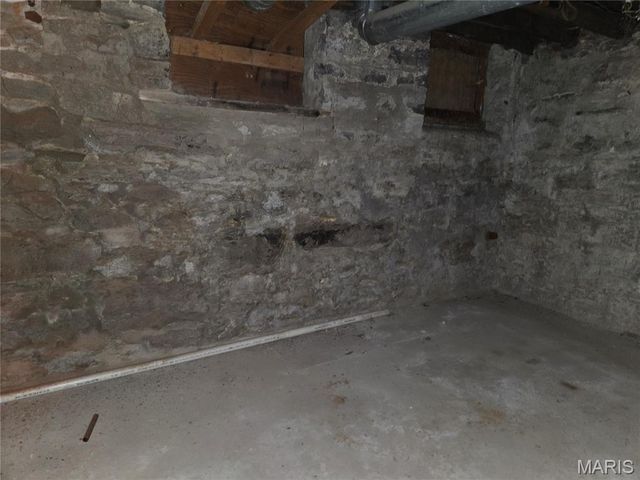 3510 N 21st Street, St Louis, MO 63107