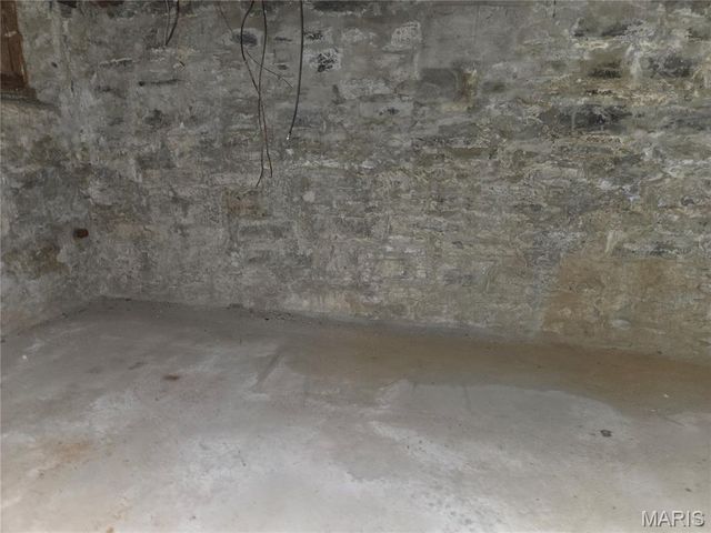 3510 N 21st Street, St Louis, MO 63107