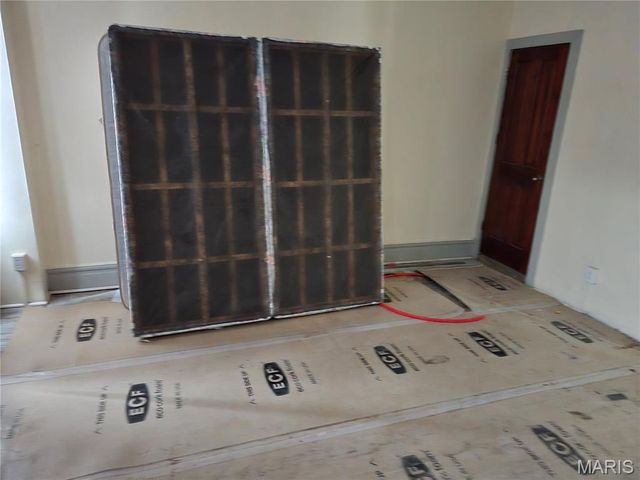 3510 N 21st Street, St Louis, MO 63107