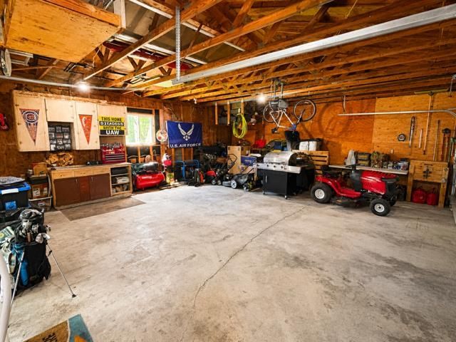 3244 E Fisher Road, Bay City, MI 48706