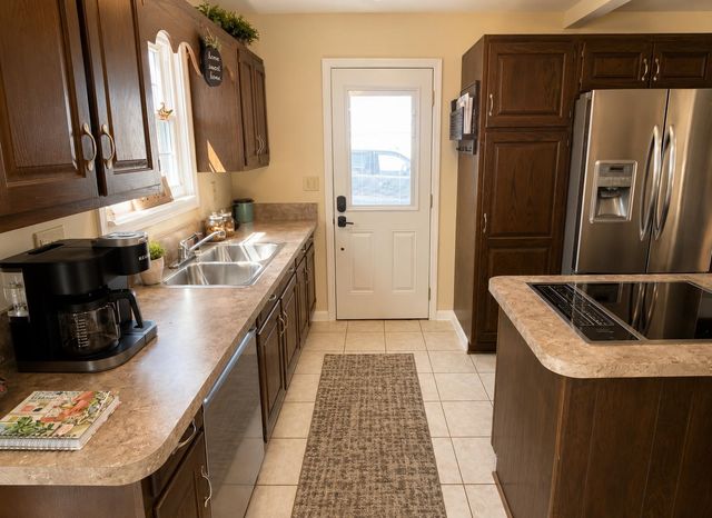 3244 E Fisher Road, Bay City, MI 48706