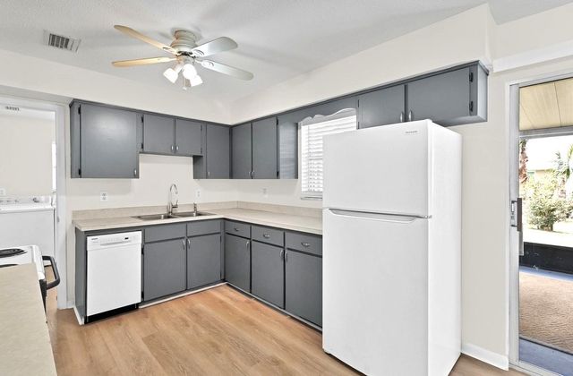 1074 Barber Street, Sebastian, FL 32958