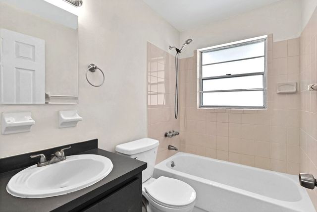 1074 Barber Street, Sebastian, FL 32958