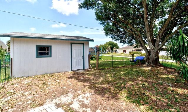 1074 Barber Street, Sebastian, FL 32958