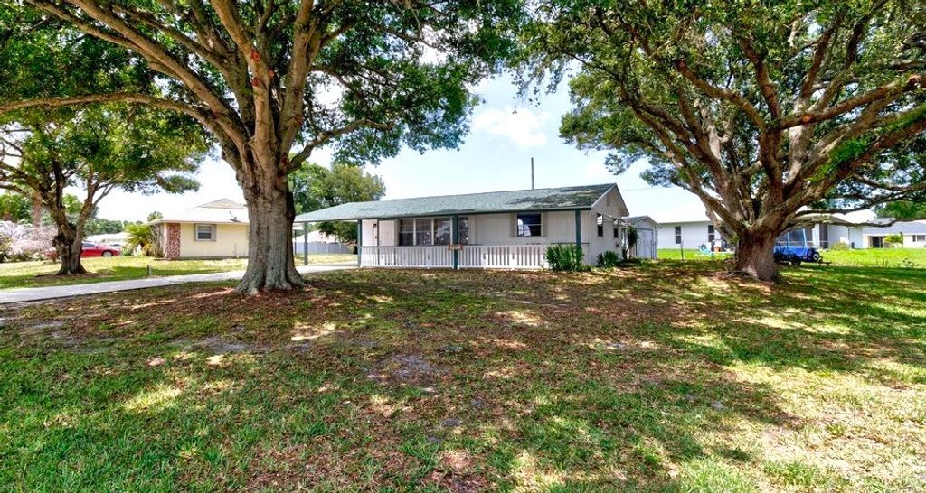 1074 Barber Street, Sebastian, FL 32958