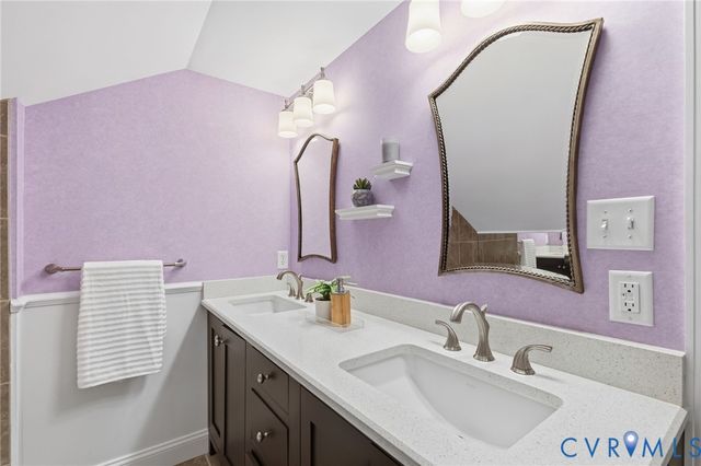433 Elm Creek Dr, Manakin Sabot, VA 23103